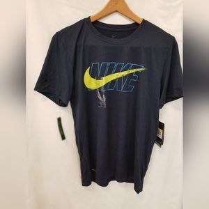 Nike new dri-fit tshirt men's small